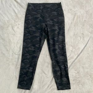 Fabletics camo leggings